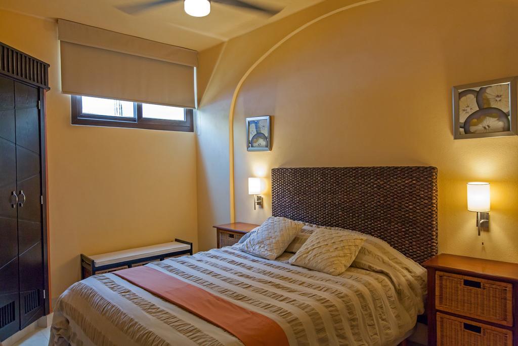 Beach Break Suites ซายูลิตา ภายนอก รูปภาพ