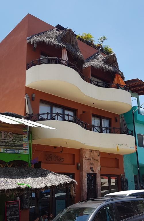 Beach Break Suites ซายูลิตา ภายนอก รูปภาพ